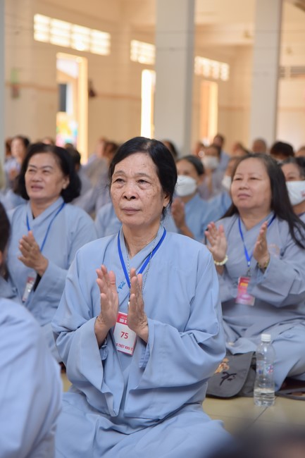 Dharma Talk  The Core of Ksitigarbha Sutra in The 98th Seven-Day Retreat