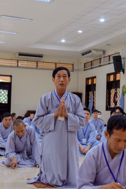 Dharma Talk  The Core of Ksitigarbha Sutra in The 98th Seven-Day Retreat