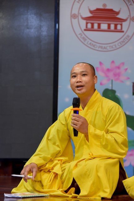 Dharma Talk  The Core of Ksitigarbha Sutra in The 98th Seven-Day Retreat