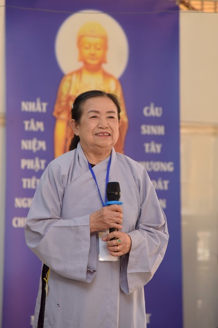 Dharma Talk  The Core of Ksitigarbha Sutra in The 98th Seven-Day Retreat