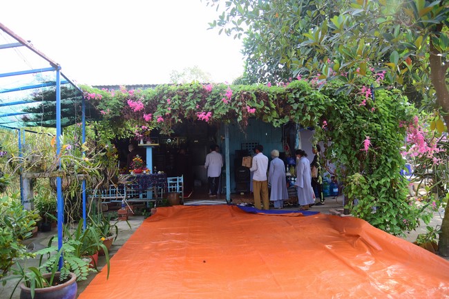 Viếng tang lễ Phật tử Liên Nhã, Đồng Tháp