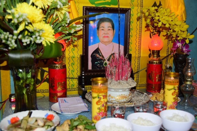 Viếng tang lễ Phật tử Liên Nhã, Đồng Tháp