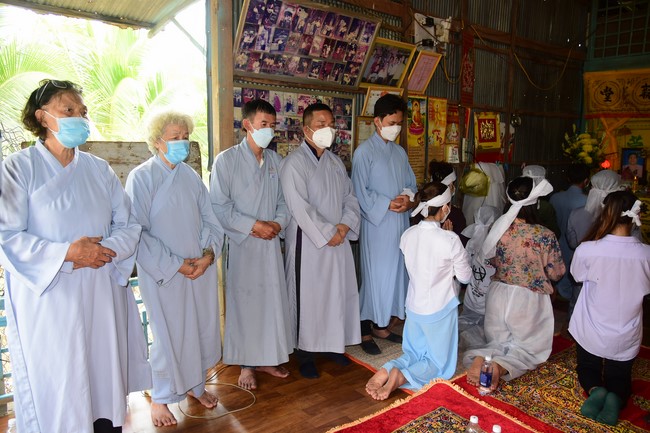 Viếng tang lễ Phật tử Liên Nhã, Đồng Tháp