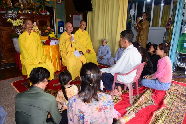 Viếng tang lễ Phật tử Liên Nhã, Đồng Tháp