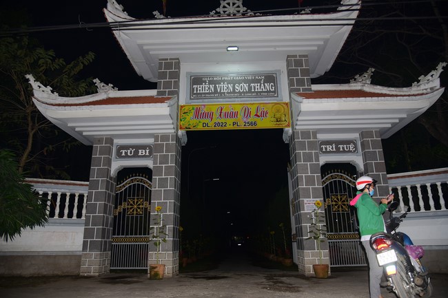 Cúng dường trường Trung cấp Phật học Đồng Tháp và Vĩnh Long