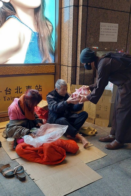 Lễ Cầu an đầu năm và Pháp hội Dược Sư tại chùa Linh Ẩn, Đài Loan