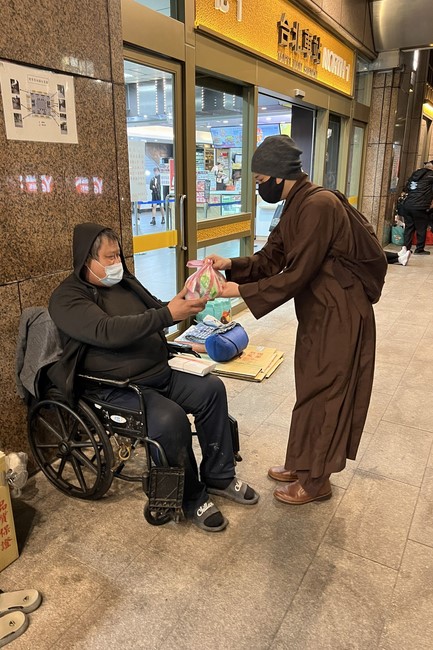 Lễ Cầu an đầu năm và Pháp hội Dược Sư tại chùa Linh Ẩn, Đài Loan