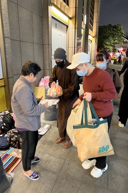 Lễ Cầu an đầu năm và Pháp hội Dược Sư tại chùa Linh Ẩn, Đài Loan