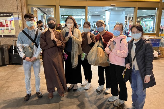 Lễ Cầu an đầu năm và Pháp hội Dược Sư tại chùa Linh Ẩn, Đài Loan