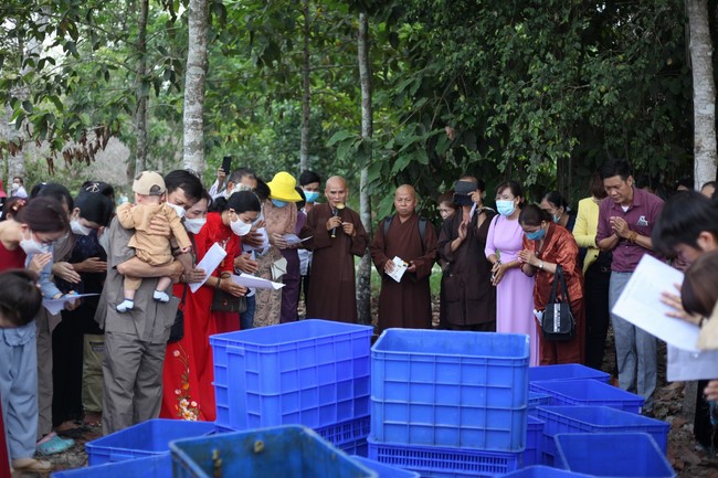Peace Praying Ceremony at the Huong Phap Branch of Hoang Phap Pagoda in Cu Chi District