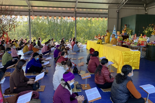 Lễ Cầu an đầu năm và Khai Bút Đầu Xuân tại chùa Đại Cồ Việt, Yên Bái