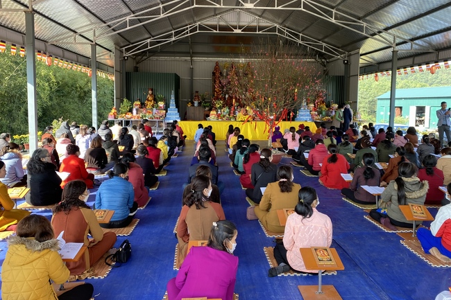 Lễ Cầu an đầu năm và Khai Bút Đầu Xuân tại chùa Đại Cồ Việt, Yên Bái