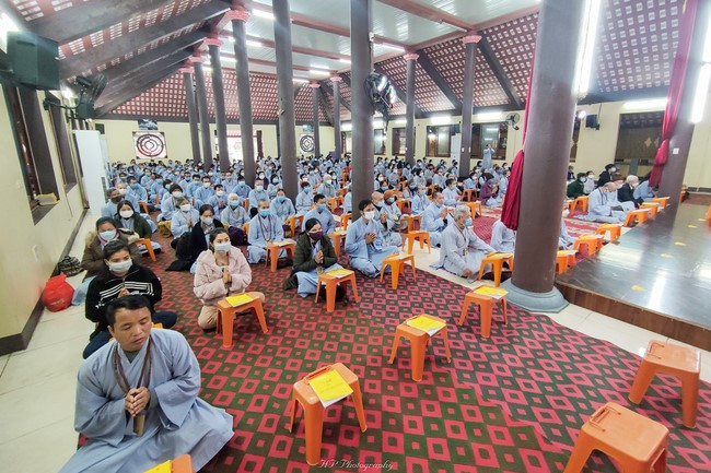 Early Spring Ceremony to pray for a peaceful country and happiness people at Hoa Phuc Pagoda in Ha Noi