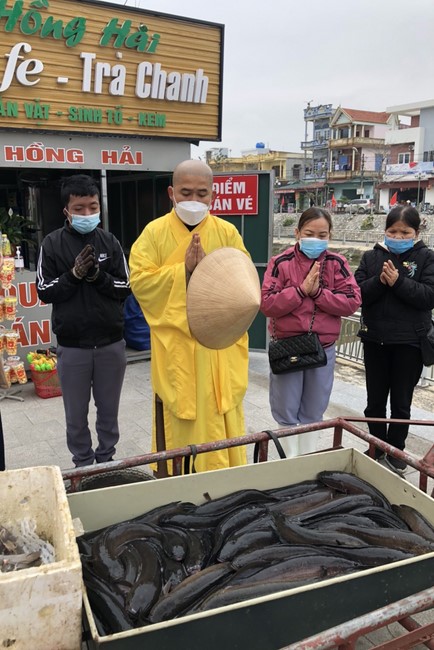 Ngày Rằm tháng Giêng lan toả yêu thương tại chùa Đống Cao, Thanh Hóa