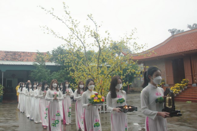 Lễ cầu an đầu năm tại chùa Càn Môn - Nghệ An