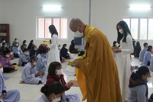 Lễ cầu an đầu năm tại chùa Càn Môn - Nghệ An