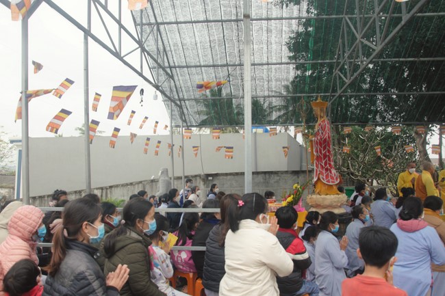 Lễ cầu an đầu năm tại chùa Càn Môn - Nghệ An