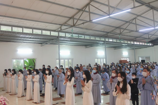 Lễ cầu an đầu năm tại chùa Càn Môn - Nghệ An