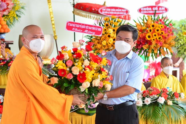 The ceremony setting up the signboard of Quang Phap pagoda - Tay Ninh