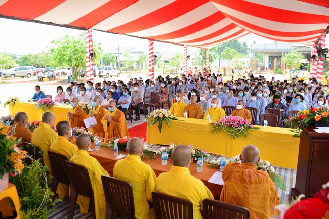 The ceremony setting up the signboard of Quang Phap pagoda - Tay Ninh