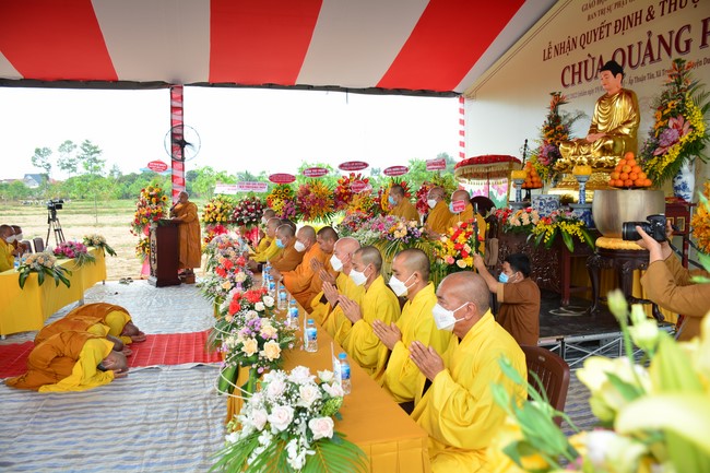 The ceremony setting up the signboard of Quang Phap pagoda - Tay Ninh