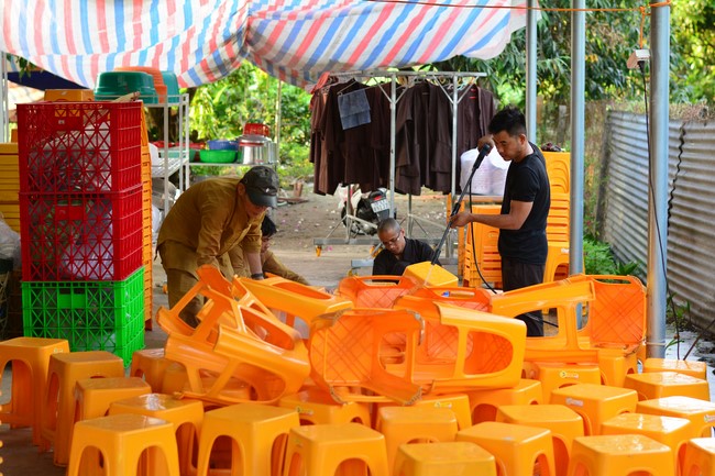 The ceremony setting up the signboard of Quang Phap pagoda - Tay Ninh