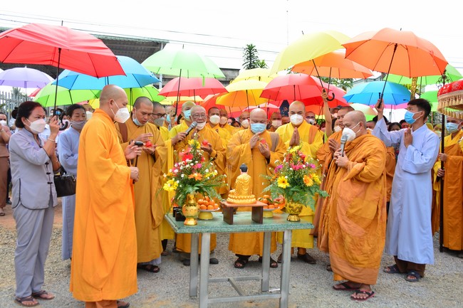 The ceremony setting up the signboard of Quang Phap pagoda - Tay Ninh