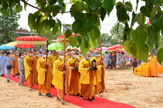 The ceremony setting up the signboard of Quang Phap pagoda - Tay Ninh