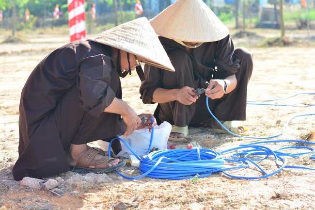 The ceremony setting up the signboard of Quang Phap pagoda - Tay Ninh