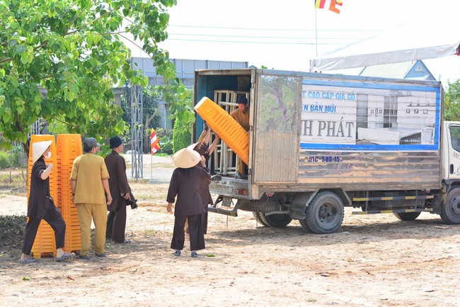 The ceremony setting up the signboard of Quang Phap pagoda - Tay Ninh