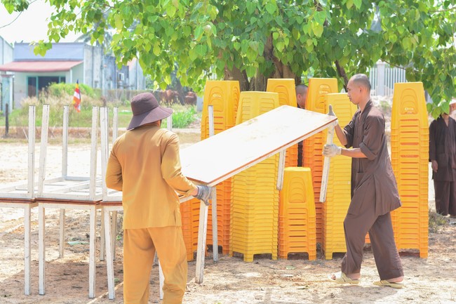The ceremony setting up the signboard of Quang Phap pagoda - Tay Ninh