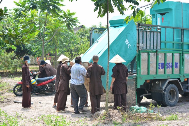 The ceremony setting up the signboard of Quang Phap pagoda - Tay Ninh