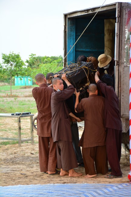 The ceremony setting up the signboard of Quang Phap pagoda - Tay Ninh