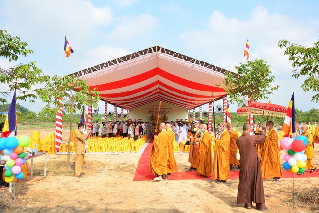 The ceremony setting up the signboard of Quang Phap pagoda - Tay Ninh