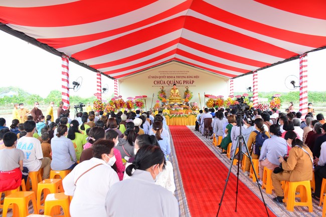 The ceremony setting up the signboard of Quang Phap pagoda - Tay Ninh