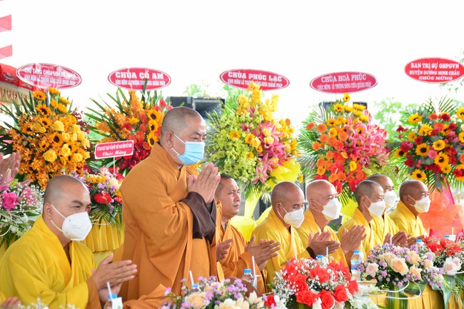 The ceremony setting up the signboard of Quang Phap pagoda - Tay Ninh