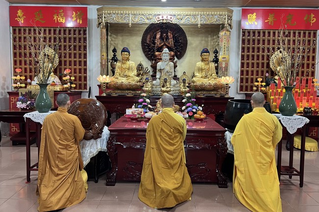 Celebrating New Year's Eve in a foreign land at Linh An Temple, Taiwan