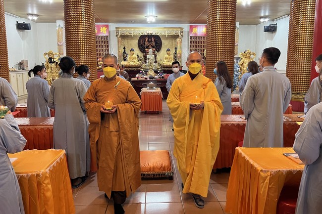 Celebrating New Year's Eve in a foreign land at Linh An Temple, Taiwan