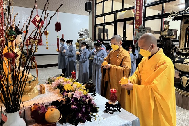 Celebrating New Year's Eve in a foreign land at Linh An Temple, Taiwan