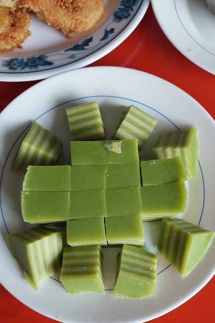 Celebrating New Year's Eve in a foreign land at Linh An Temple, Taiwan