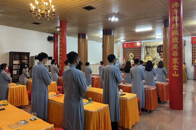 Celebrating New Year's Eve in a foreign land at Linh An Temple, Taiwan