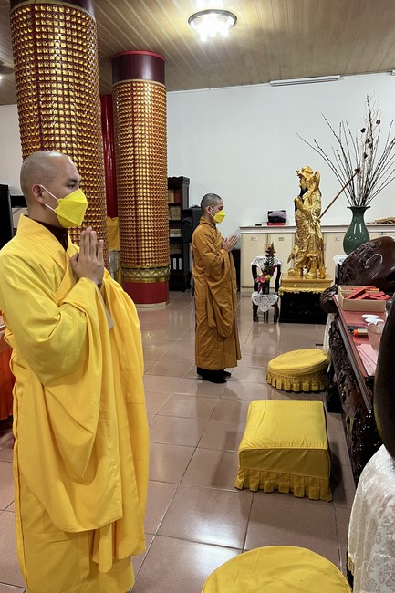 Celebrating New Year's Eve in a foreign land at Linh An Temple, Taiwan