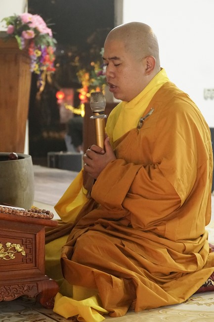 Welcoming the New Year's Eve at Dong Cao Pagoda - Thanh Hoa