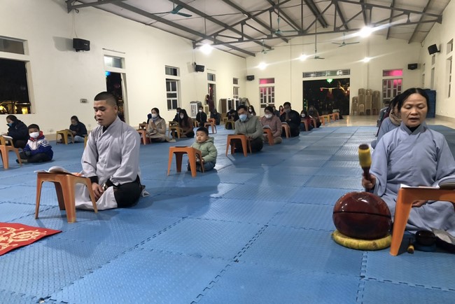 Welcoming the New Year's Eve at Dong Cao Pagoda - Thanh Hoa