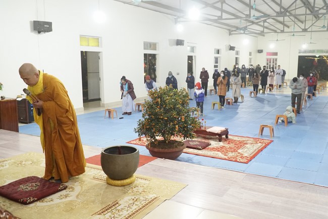 Welcoming the New Year's Eve at Dong Cao Pagoda - Thanh Hoa