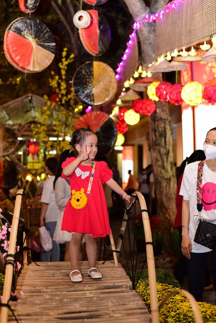 Chùm ảnh mồng một Tết Nhâm Dần