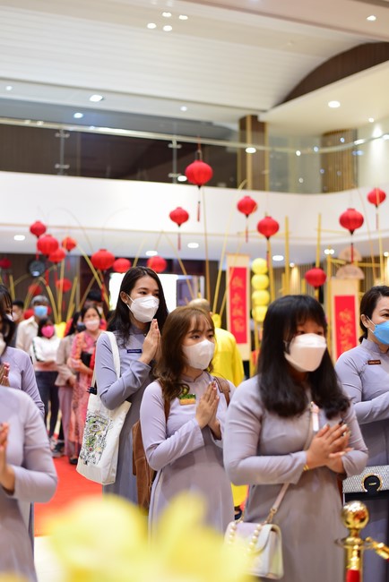 Chùm ảnh mồng một Tết Nhâm Dần