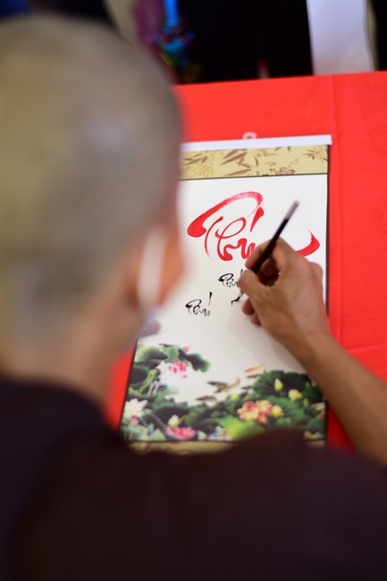 Chùm ảnh mồng một Tết Nhâm Dần