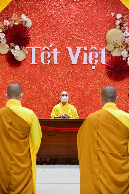 Chùm ảnh mồng một Tết Nhâm Dần