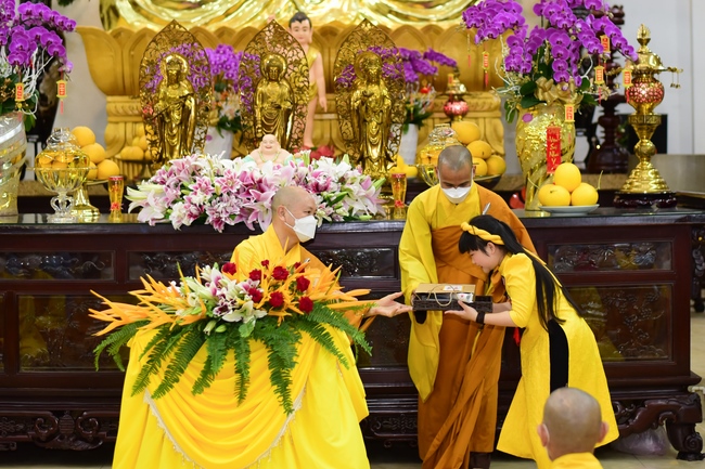 Welcome the New Year’s Eve of the Tiger Year